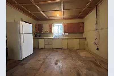 401 E Spruce Street, Whitewright, TX 75491 - Photo 9