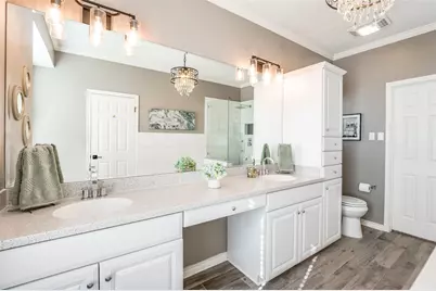 2025 Oakbluff Drive, Carrollton, TX 75007 - Photo 11