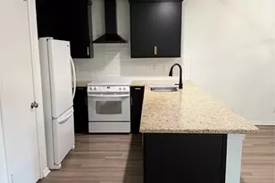 2106 Misty Meadow Ct, Carrollton, TX 75006 - Photo 7