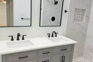 2106 Misty Meadow Ct, Carrollton, TX 75006 - Photo 11