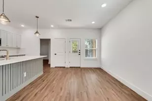 202 Pine St, Bonham, TX 75418 - Photo 7