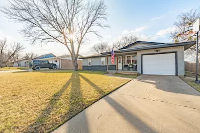 220 Davis, Stephenville, TX 76401 - Photo 3