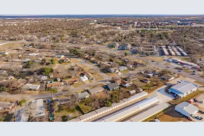 220 Davis, Stephenville, TX 76401 - Photo 27