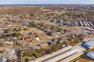 220 Davis, Stephenville, TX 76401 - Photo 27