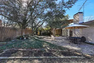 1102 N Graves St, McKinney, TX 75069 - Photo 17