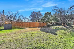 1102 N Graves St, McKinney, TX 75069 - Photo 31