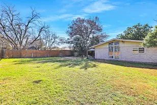 1102 N Graves St, McKinney, TX 75069 - Photo 3