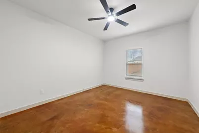 908 N 10th Street, Waco, TX 76707 - Photo 9