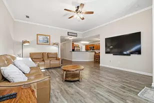 863 Lindbergh Ln, Grand Prairie, TX 75051 - Photo 7