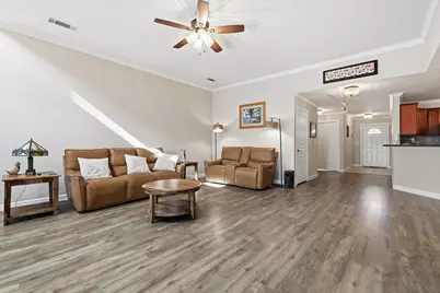 863 Lindbergh Lane, Grand Prairie, TX 75051 - Photo 9