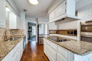 2720 Prairie Creek Ct, Plano, TX 75075 - Photo 11