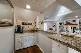 2720 Prairie Creek Ct, Plano, TX 75075 - Photo 9