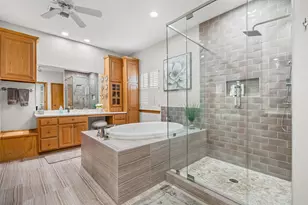 5605 Flagstick Dr, Granbury, TX 76049 - Photo 21