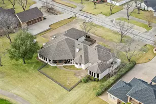 5605 Flagstick Dr, Granbury, TX 76049 - Photo 37