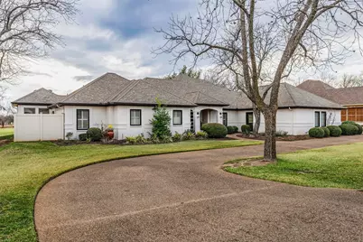 5605 Flagstick Drive, Granbury, TX 76049 - Photo 3