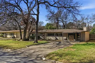 1008 Ridgewood Terrace, Arlington, TX 76012 - Photo 1