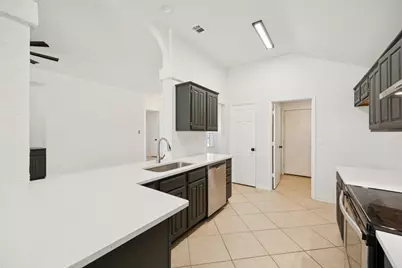 1016 Grand Central Parkway, Saginaw, TX 76131 - Photo 11