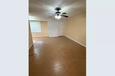 202 W Cotter Avenue, Alvarado, TX 76009 - Photo 3