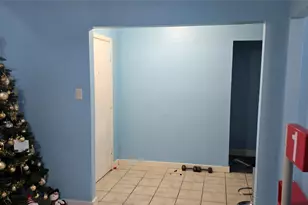 32 E Mountain Creek Dr, Grand Prairie, TX 75052 - Photo 5