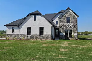 359 Redwood Cir, Trenton, TX 75490 - Photo 1