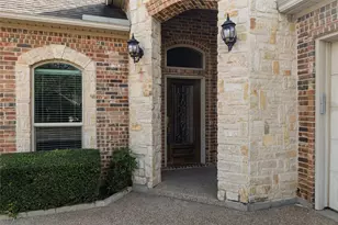 405 Westbury Ct, Arlington, TX 76013 - Photo 3