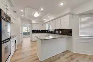 1700 Prestonwood Dr, Arlington, TX 76012 - Photo 9