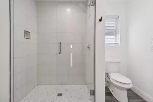 7326 La Cosa Dr, Dallas, TX 75248 - Photo 25