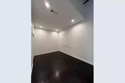 3012 Clover #101, Dallas, TX 75226 - Photo 11