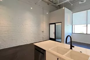 3012 Clover, Dallas, TX 75226 - Photo 7