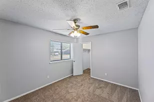 221 Asbury Dr, Saginaw, TX 76179 - Photo 11