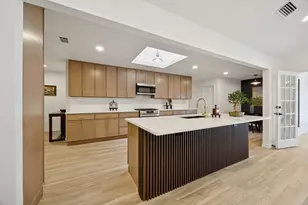 10015 Glen Canyon Dr, Dallas, TX 75243 - Photo 3