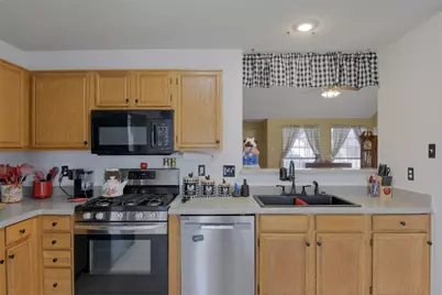 2813 White Oak Drive, Grand Prairie, TX 75052 - Photo 9