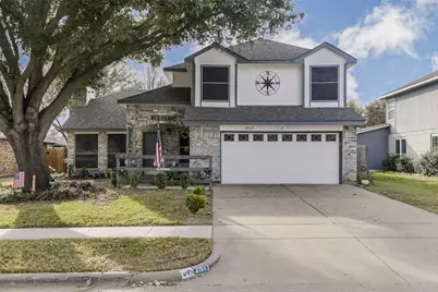 2813 White Oak Drive, Grand Prairie, TX 75052 - Photo 1
