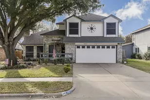2813 White Oak Dr, Grand Prairie, TX 75052 - Photo 1