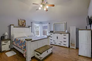 2813 White Oak Dr, Grand Prairie, TX 75052 - Photo 15