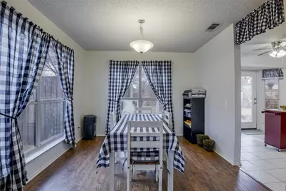 2813 White Oak Drive, Grand Prairie, TX 75052 - Photo 9