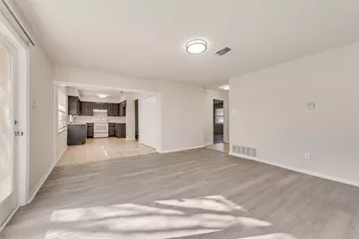 509 E Willow Lane, Princeton, TX 75407 - Photo 11