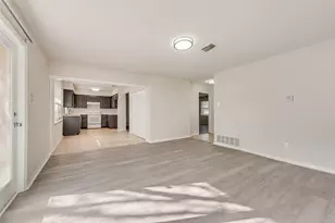 509 E Willow Ln, Princeton, TX 75407 - Photo 11