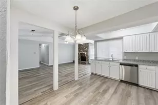 420 Thomas Chapel Dr, Arlington, TX 76014 - Photo 9