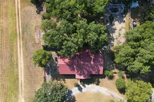 118 N Crescent St, Gorman, TX 76454 - Photo 3