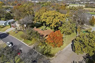 3700 Oaklawn Dr, Fort Worth, TX 76107 - Photo 9