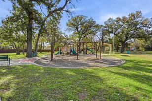 3700 Oaklawn Dr, Fort Worth, TX 76107 - Photo 15