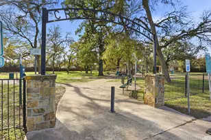 3700 Oaklawn Dr, Fort Worth, TX 76107 - Photo 13