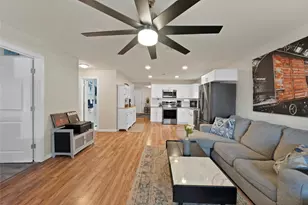 604 Moore St, Garland, TX 75040 - Photo 3