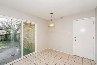 9814 Emory Oak Circle, Dallas, TX 75249 - Photo 5