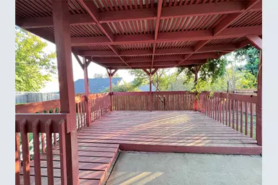 5513 Wiltshire Drive, Fort Worth, TX 76135 - Photo 19