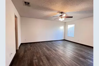 5513 Wiltshire Drive, Fort Worth, TX 76135 - Photo 11