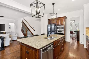 5925 Bloomsbury Pl, Frisco, TX 75033 - Photo 7