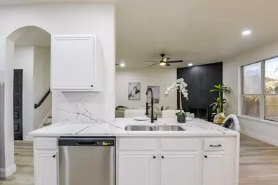 10312 Fawn Meadow Court, Fort Worth, TX 76140 - Photo 13