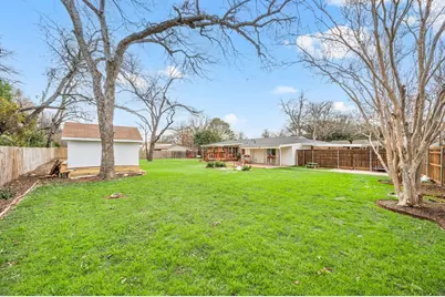 2900 Spruce Park Drive, Richland Hills, TX 76118 - Photo 37